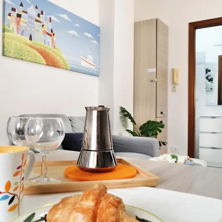 Апартаменты Holihome_open House Frn *